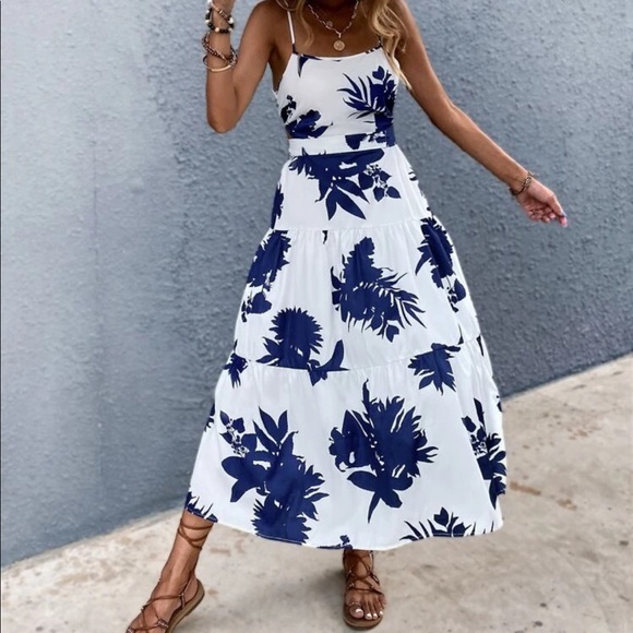 Boho blue white floral tropical print tie back maxi dress - Picture 8 of 14